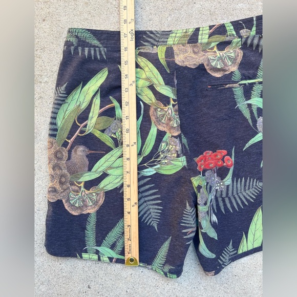 Men's Roark Board Shorts Multicolor Island 31 Surf Floral Beach Swim Activewear - Picture 13 of 15